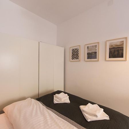 Apartament Charming Old Town Flat With Mountain View Braszów Zewnętrze zdjęcie