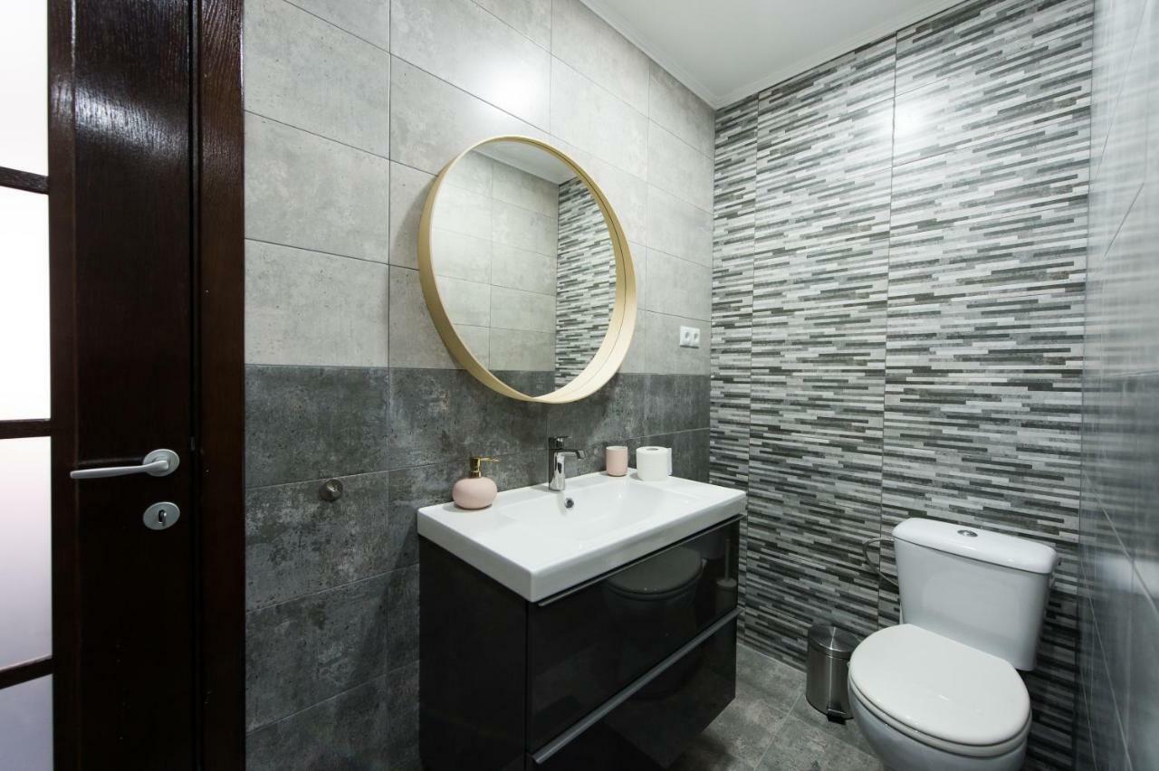 Apartament Charming Old Town Flat With Mountain View Braszów Zewnętrze zdjęcie